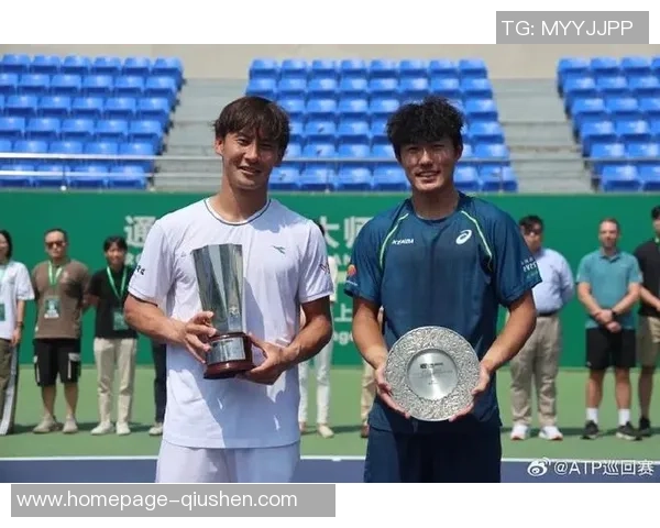 TES重塑辉煌之路：从挑战到巅峰的世界大师赛特别报道